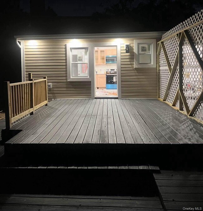 Building Photo - 3 William St