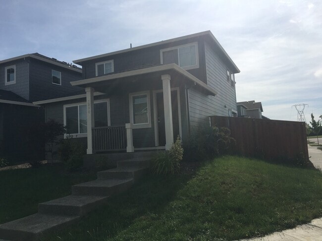 Building Photo - Beautiful North Albany Home