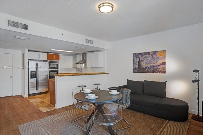 Foto del edificio - 170 SE 14th St