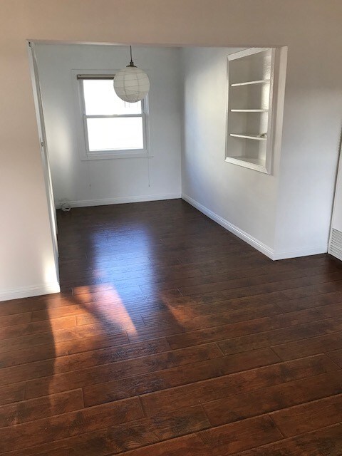 Dining Area - 1137 Bay St