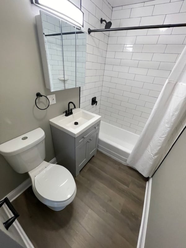 Building Photo - 3 N Dryden Pl