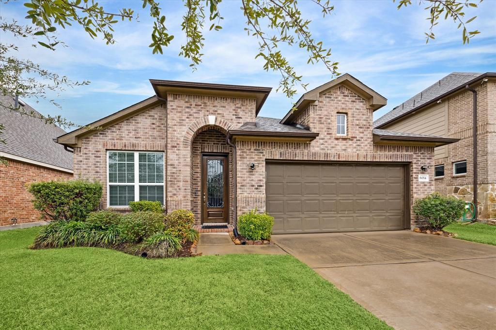 Foto principal - 6014 Hackberry Branch Ln