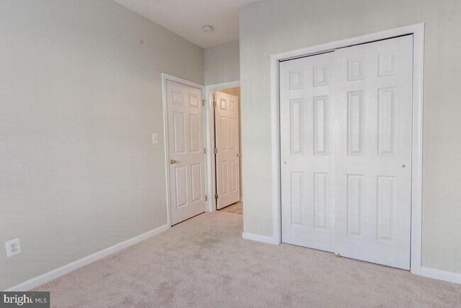 Foto del edificio - 42797 Flannigan Terrace