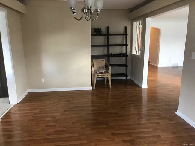 Foto del edificio - 2876 Norton Lawn St