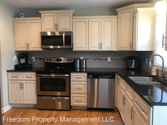 Foto del edificio - 4 br, 2.5 bath House - 5704 Kirby Ct.