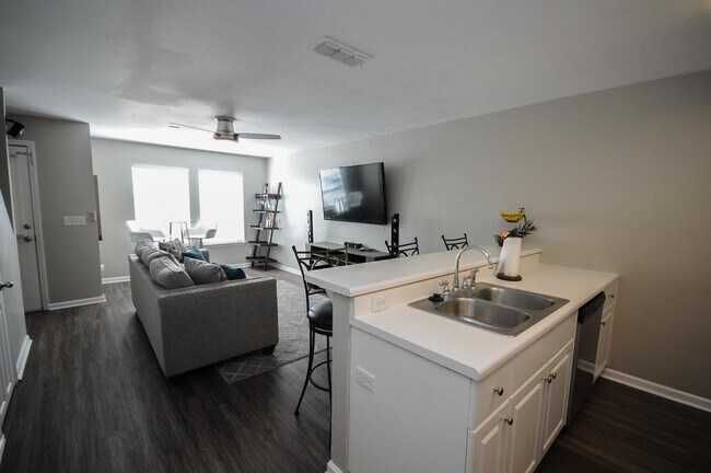 Building Photo - 4270 Augustus Oak Ct