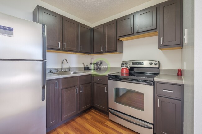 Foto del edificio - 590 W Madison St