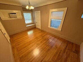 Building Photo - 2218 H St