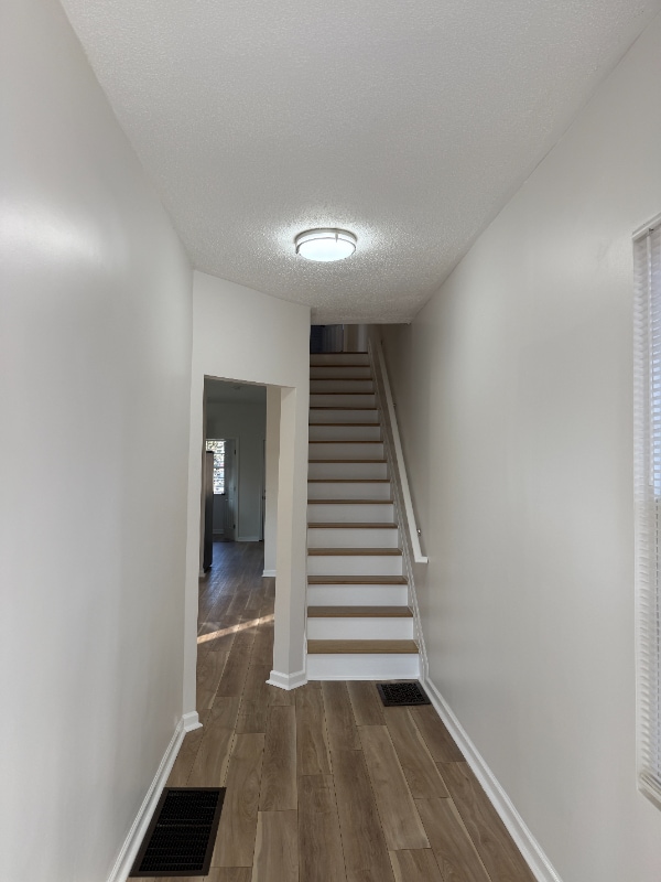 Foto del edificio - 6304 Desmond St