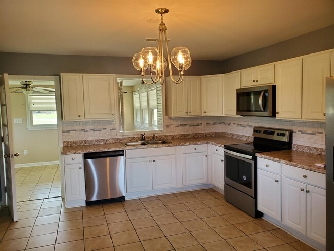 Building Photo - 4128 Freedom Way