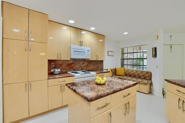 Foto del edificio - 65 Centennial Ct