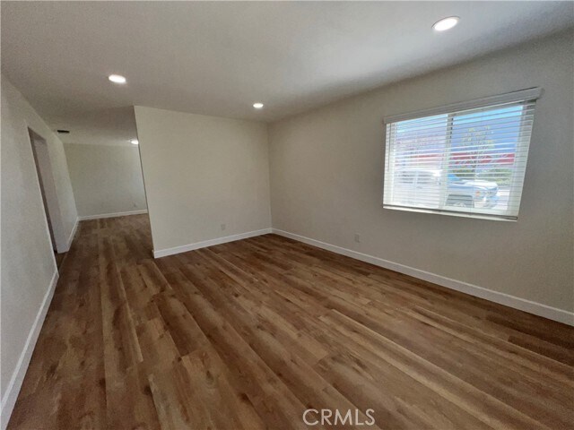 Foto del edificio - 12948 Yorba Ave