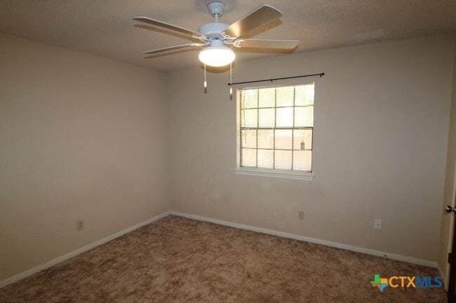 Building Photo - 403 Northern Dove Ln