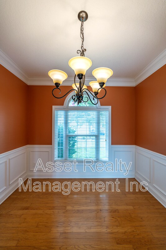 Foto del edificio - 6451 Ridgewalk Ln