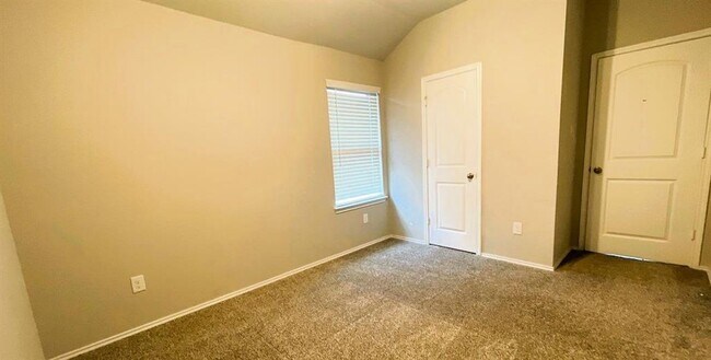 Foto del edificio - 14145 Redwood Forest Trail