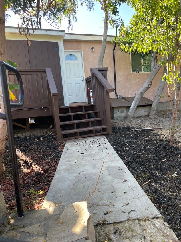 Entrance - 3806 Linda Vista Dr