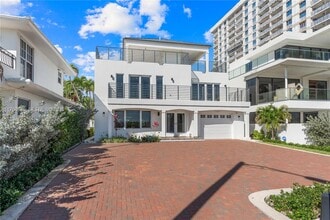 Building Photo - 1807 N Fort Lauderdale Beach Blvd