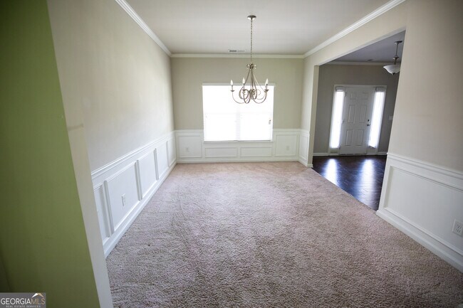 Building Photo - 7955 Pikefarm Trl