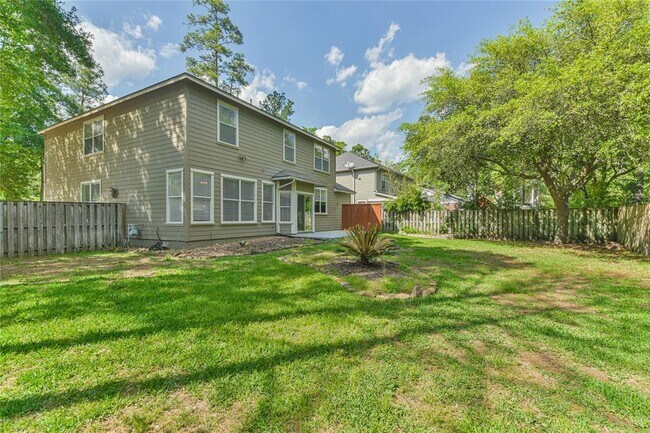 Foto del edificio - 2 Willow Point Pl