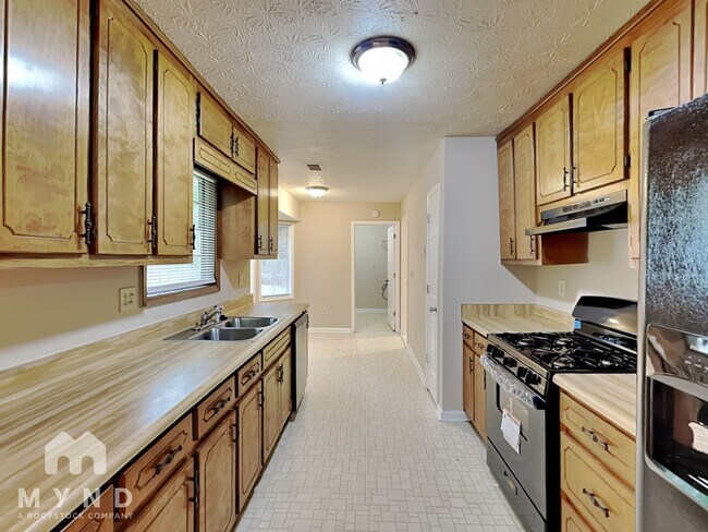 Foto del edificio - 2971 Meadow Ln