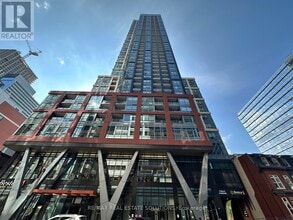 Building Photo - 108 Peter St