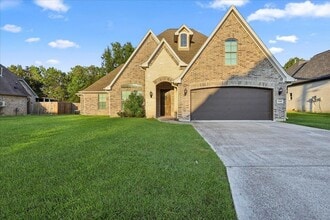Building Photo - 10460 Jordan Ave