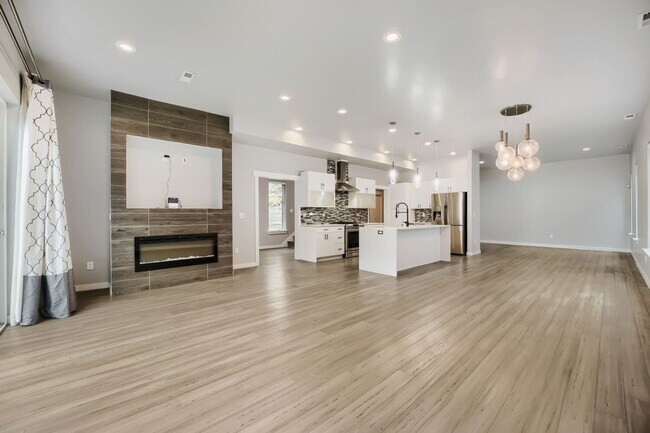 Foto del edificio - 4736 25th Ave SW