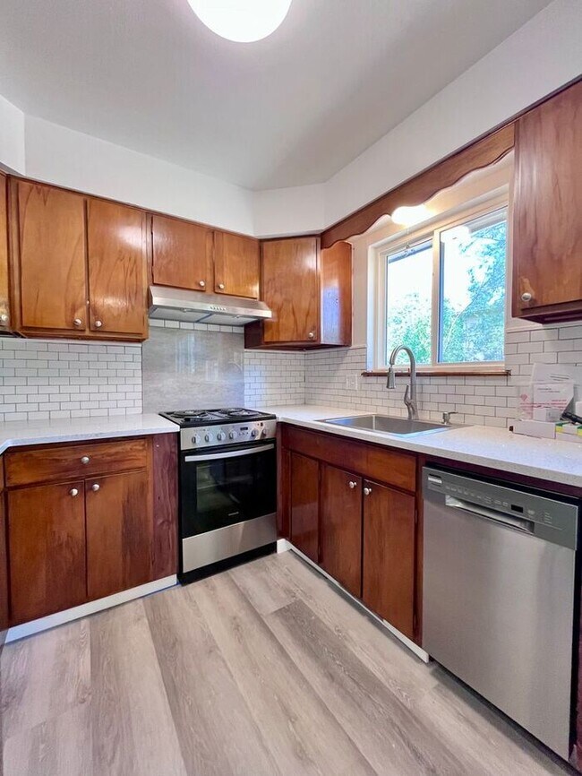 Foto del edificio - Updated 2bd/1ba Duplex in West Fort Collin...