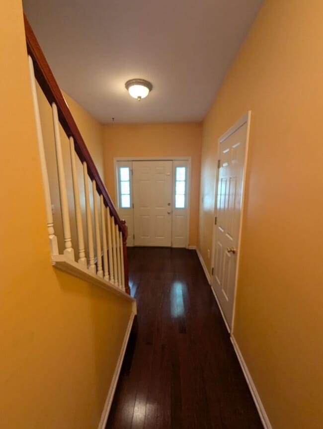 Building Photo - 14 Sand Hill Ct