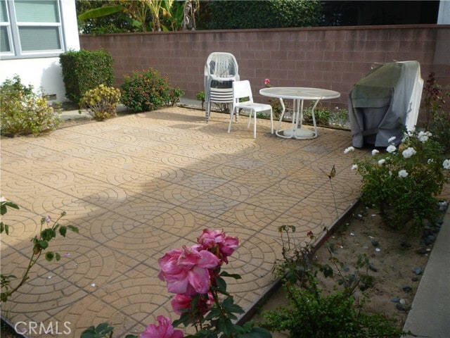 Foto del edificio - 712 Sartori Ave