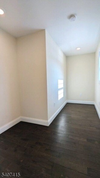 Foto del edificio - 7 Maple St