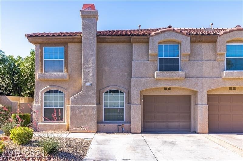 Foto principal - 7720 Almeria St
