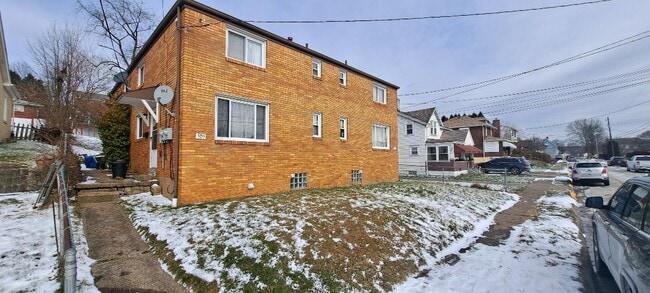 Building Photo - 509 Chestnut St
