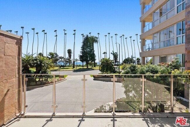 Foto del edificio - 515 Ocean Ave