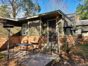 Building Photo - 436 Wrights Mill Rd