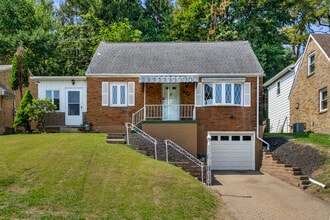 Building Photo - 219 Carmella Dr