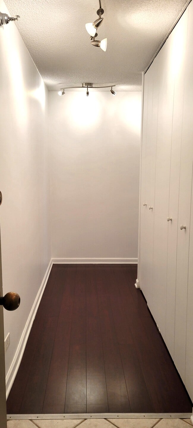 Entrance -Front Hall - 70 W Huron St
