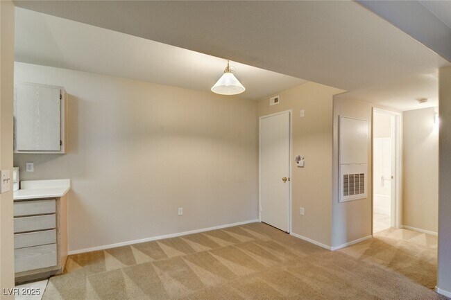 Foto del edificio - 7885 W Flamingo Rd