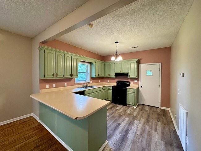 Building Photo - 237 Co Rd 457