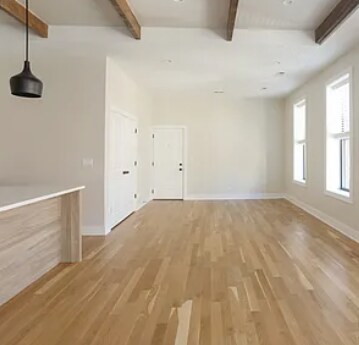 Foto del edificio - 1405 W Belden Ave