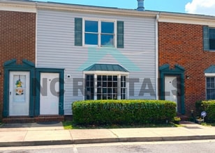 Building Photo - 100 Kristin Dr