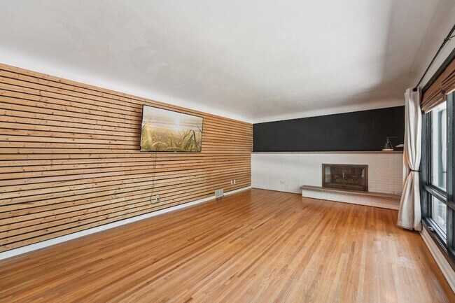 Foto del edificio - 4101 Kentucky Ave N