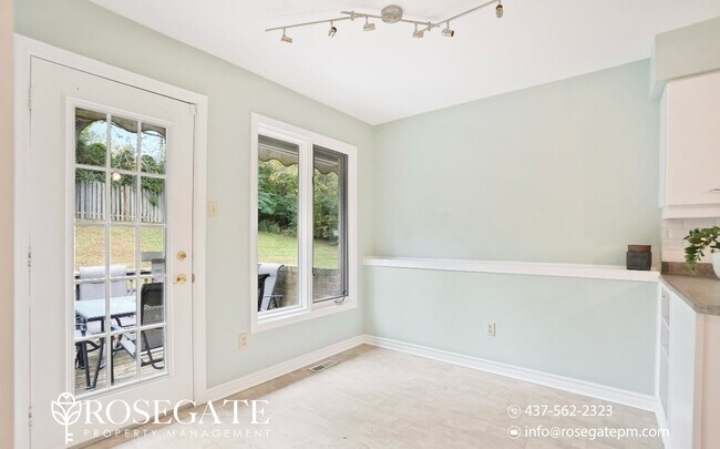 Building Photo - Spacious 5-Bedroom Home with Balcony & Hug...