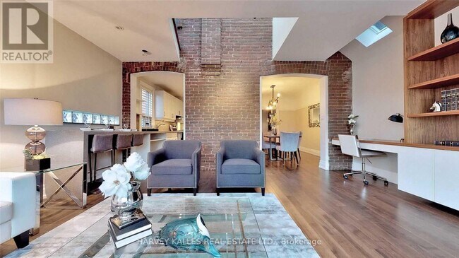 Photo du bâtiment - 84 Brookdale Ave