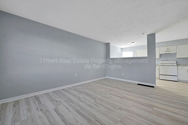 Foto del edificio - 4245 Morsetown Ct W