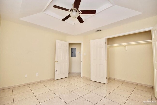 Foto del edificio - 6 Norma Ln