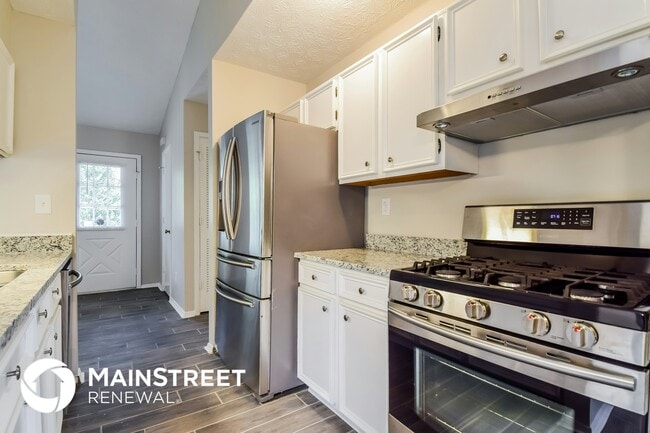 Building Photo - 2156 Newbury Rd