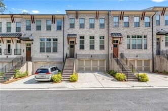 Building Photo - 2453 Soft Maple St
