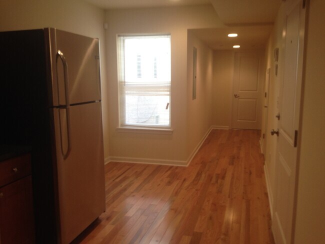 Foto del edificio - 415 N 41st St