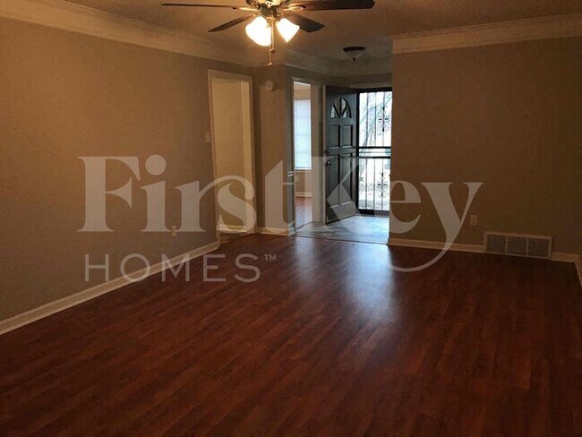 Building Photo - 6418 South Fawn Hollow Circle